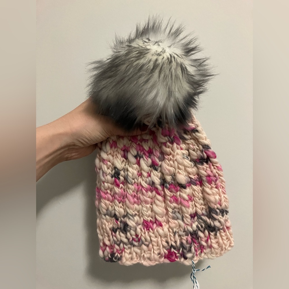 100% wool lightweight beanie